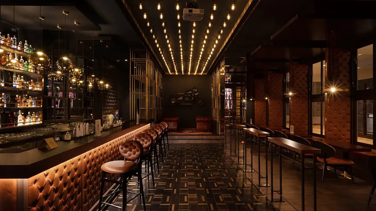 Bay Club, Mumbai, Maharashtra, India – lighting design by GA